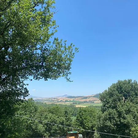 بيت للعطل Tenute Di Hera - Via Francigena أكوابيندينتي
